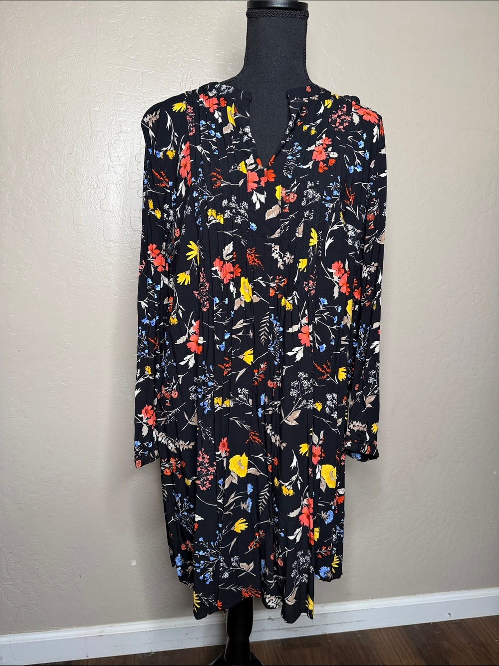 Old Navy Black Floral Button-Front Dress with Red & Blue Blooms